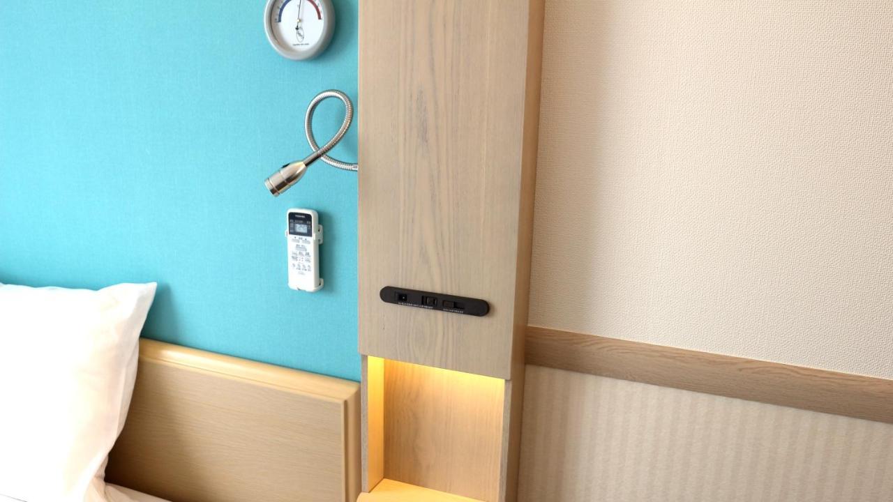 Toyoko Inn Tokyo Keio-sen Higashi-fuchu-eki Kita-guchi Exterior foto